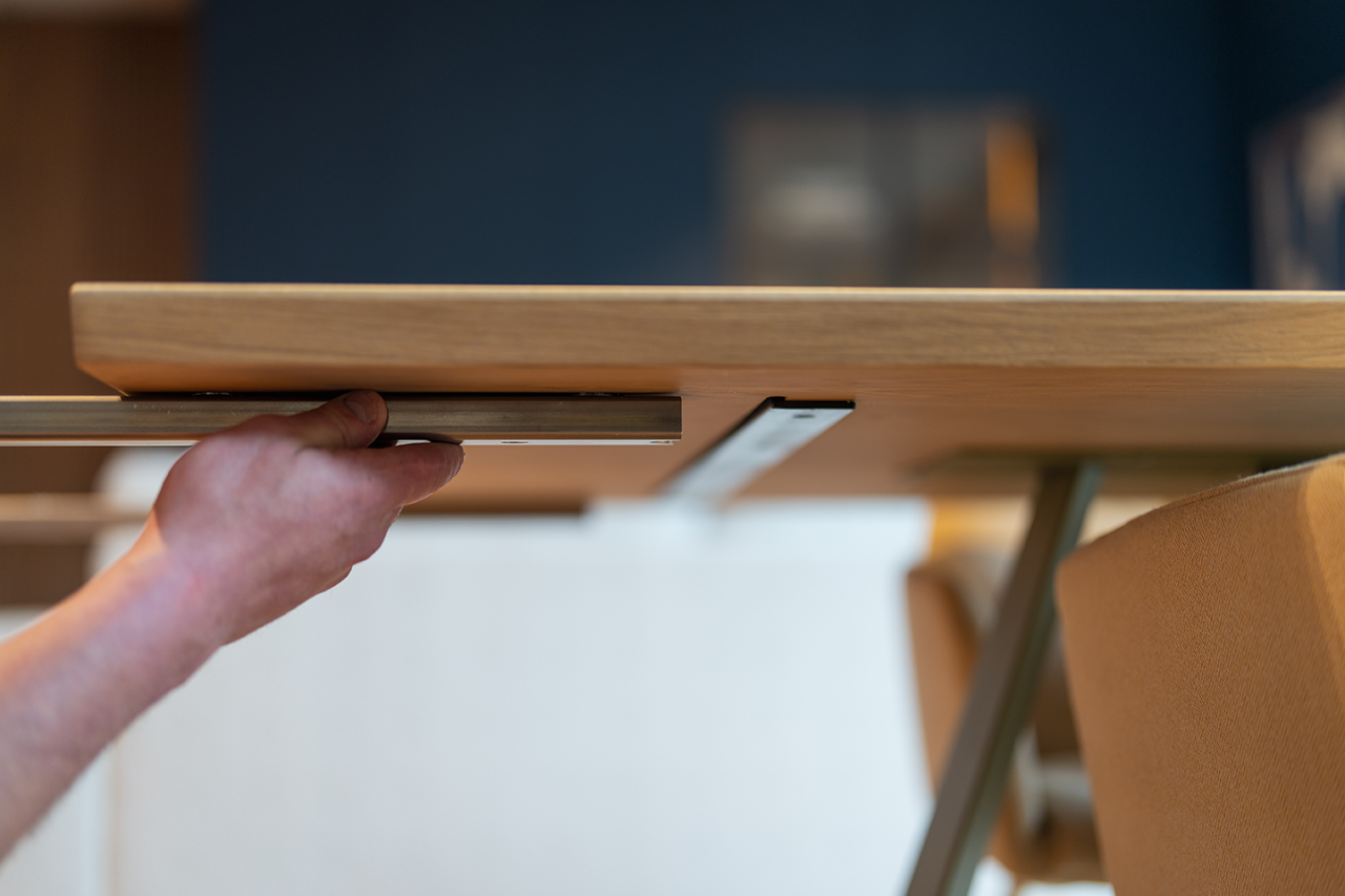 Have a dining table made and chairs? In Delft adjustable table