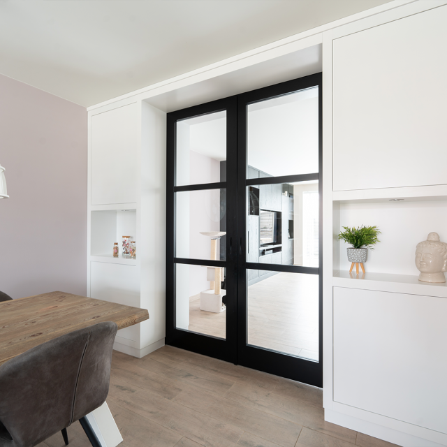 Kamer en suite op maat gemaakt door meubelmakerijd e stoof in Veursehorsten en de Plas, in Vlietvoorde