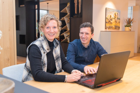 Meubelmakerij De Stoof Wij streven ernaar klanten blij te maken met de meubels die we maken als zij ons die opdracht gunt.